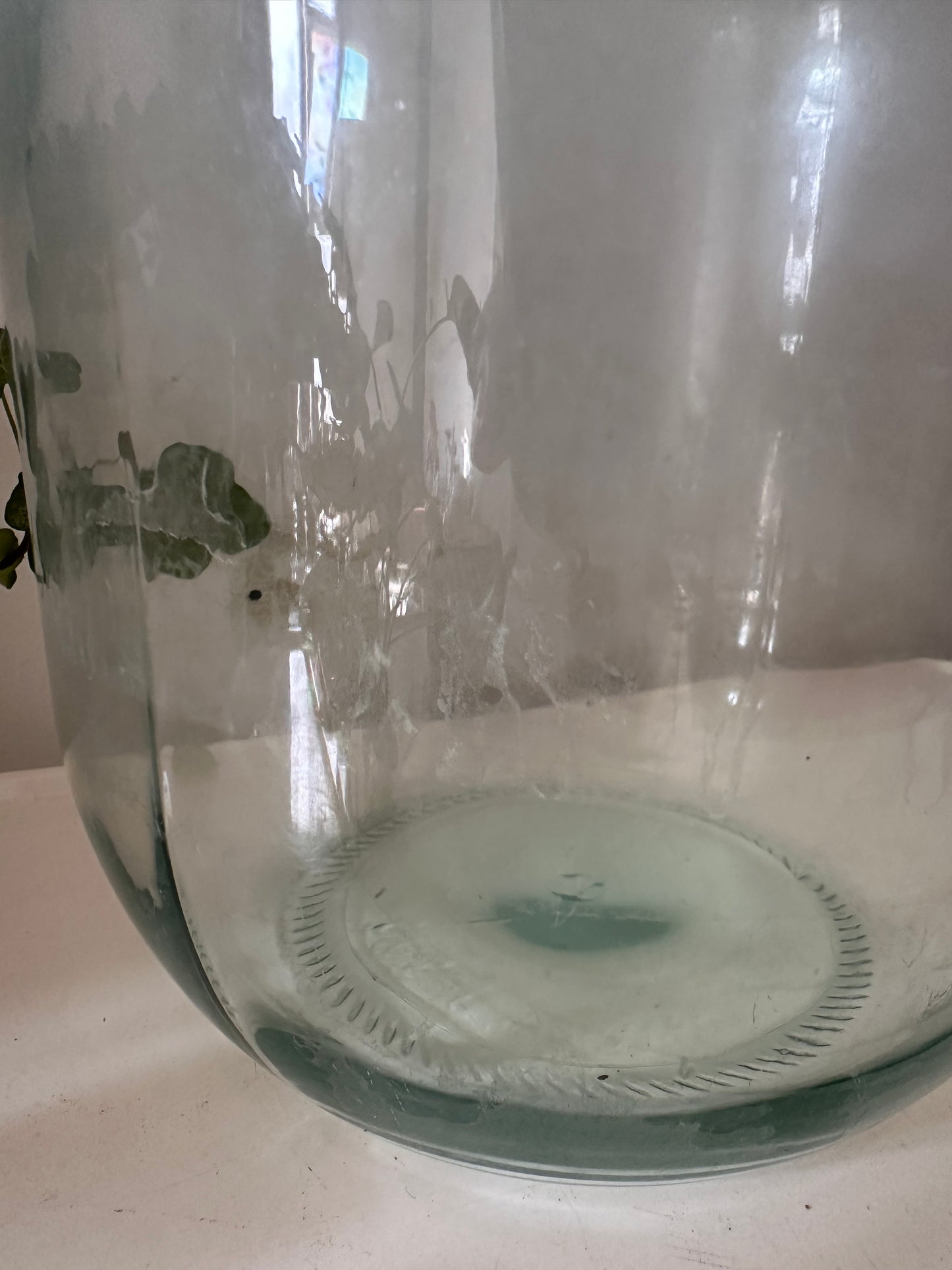 Groene flesvaas met kurk