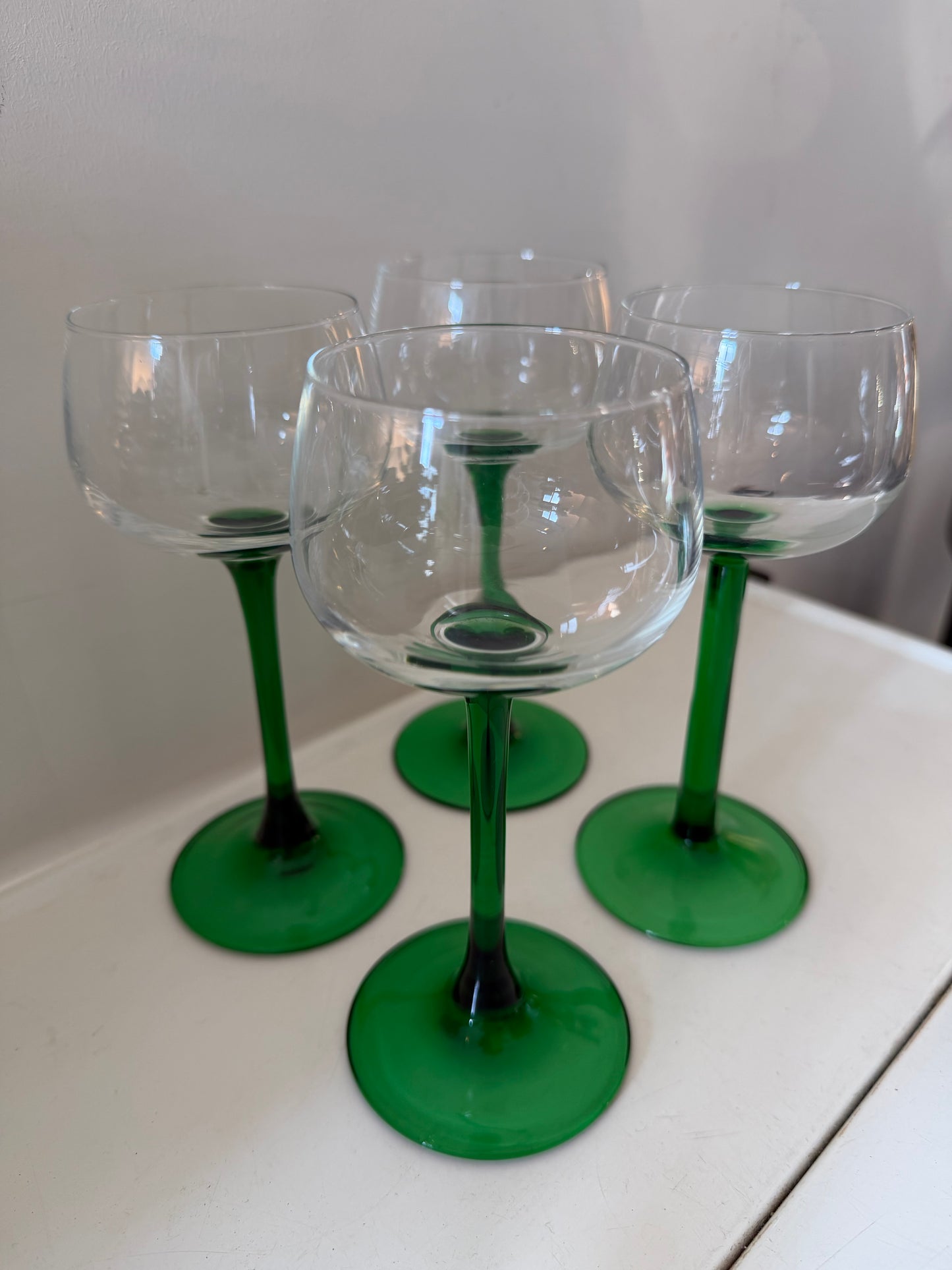 Set van 4 glazen op groene steel jaren 70