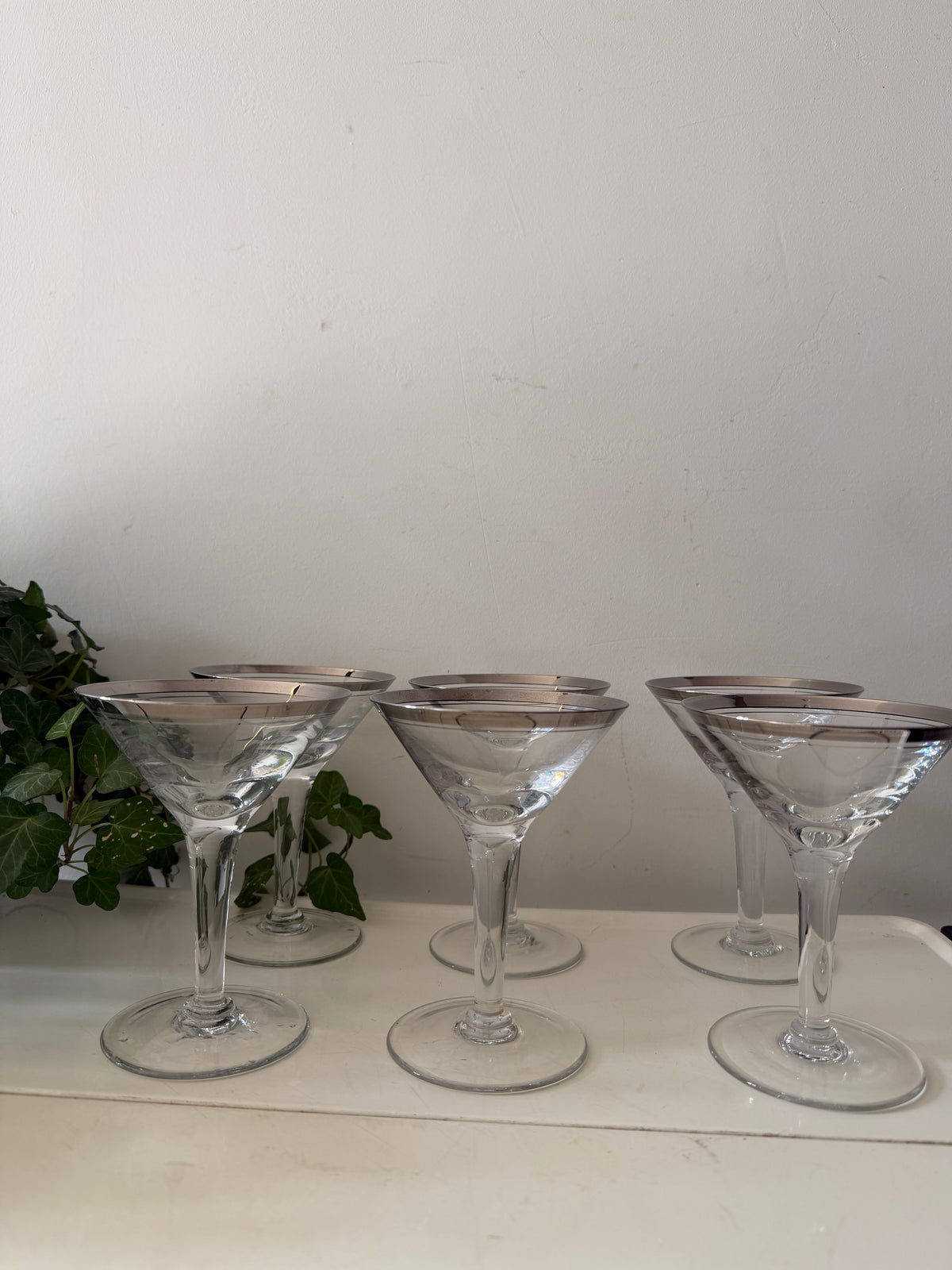 Mid Century cocktailglazen met zilverkleurige rand