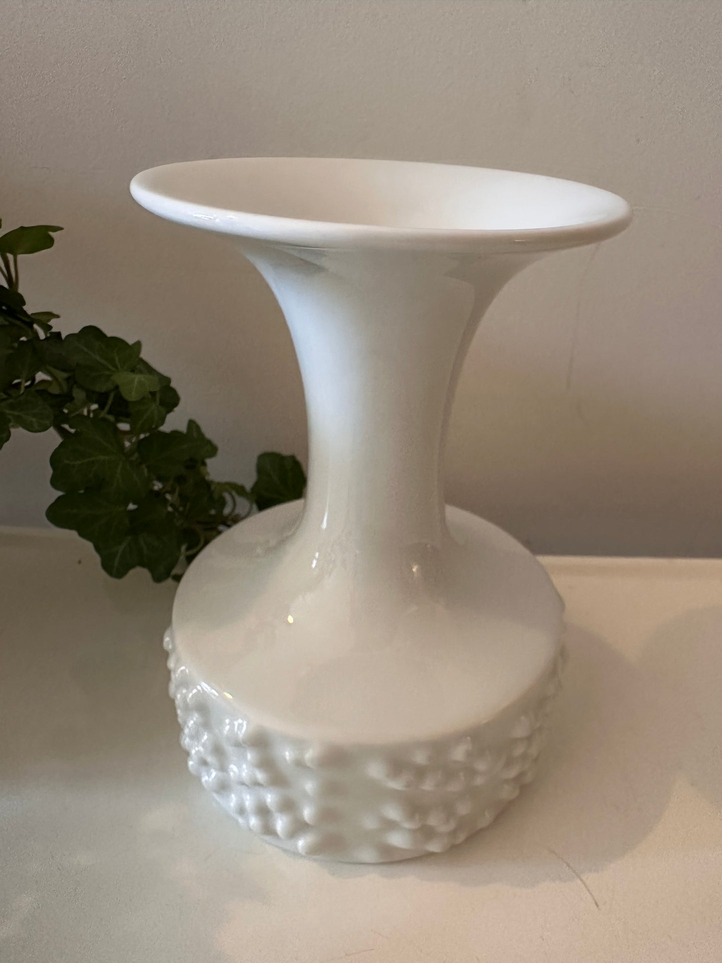 Wit porseleinen vaas