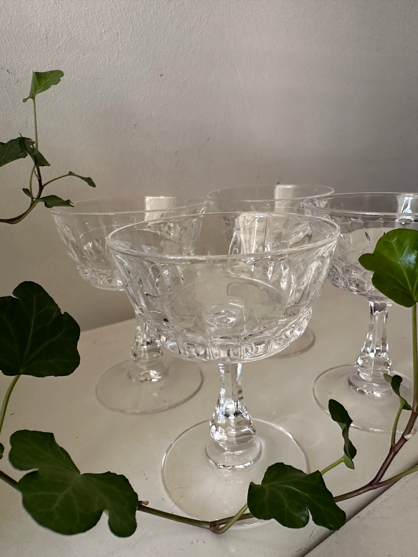 Set van 4 vintage likeurglaasjes