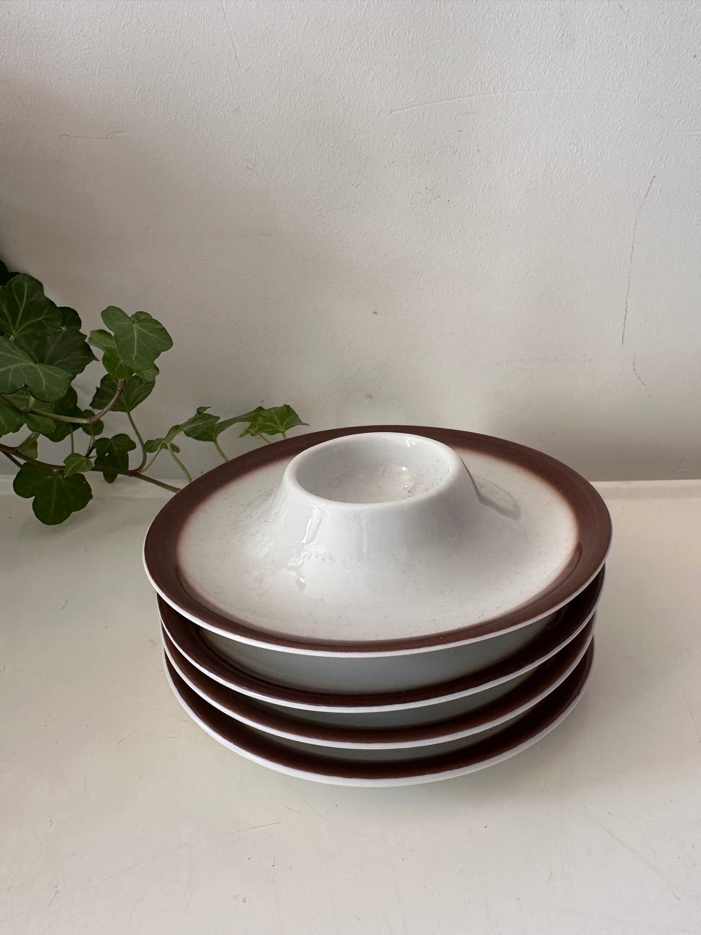 Jaren 70 keramieken eierdopjes