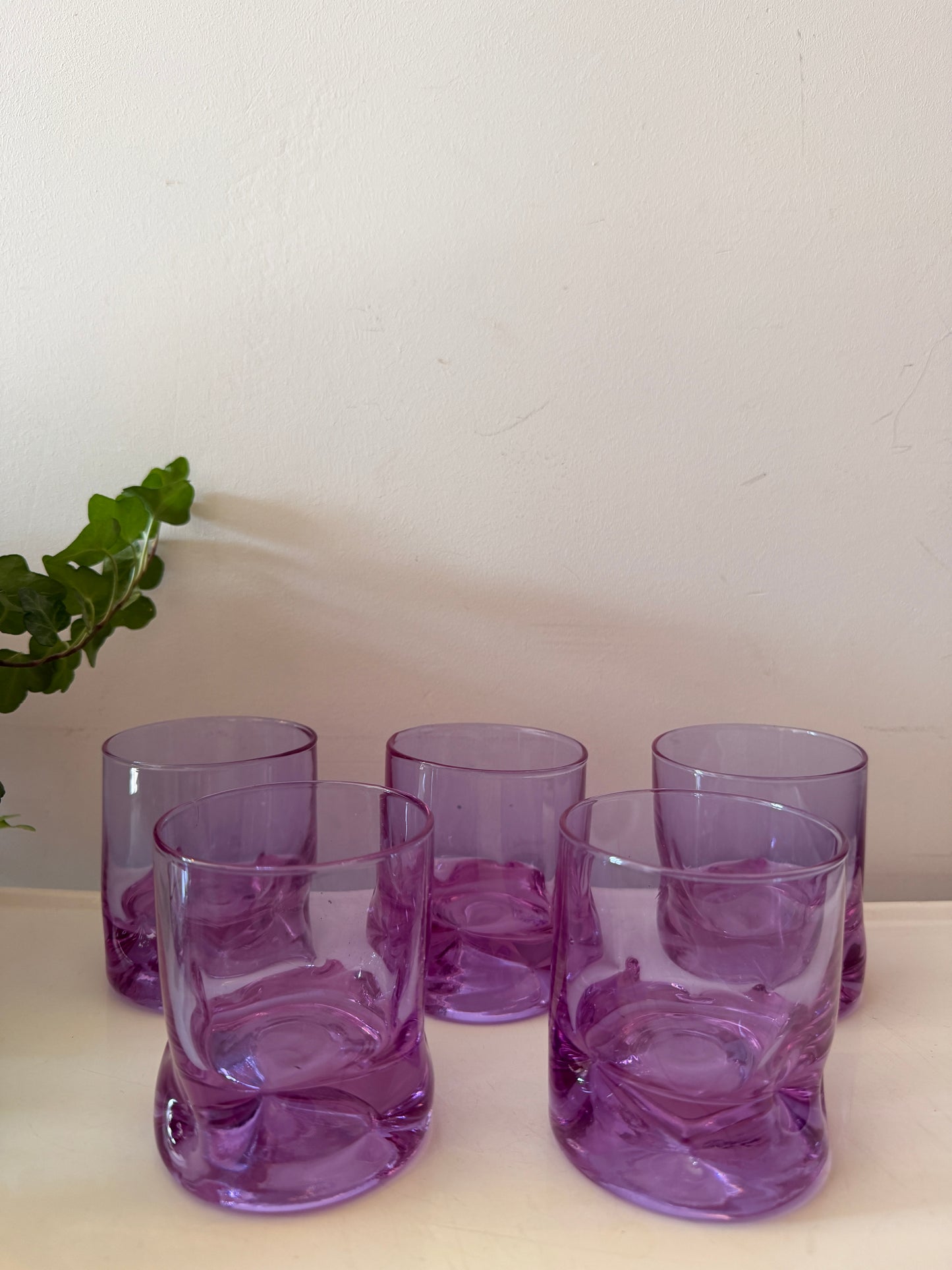 Italiaanse lila tumbler glazen jaren 70