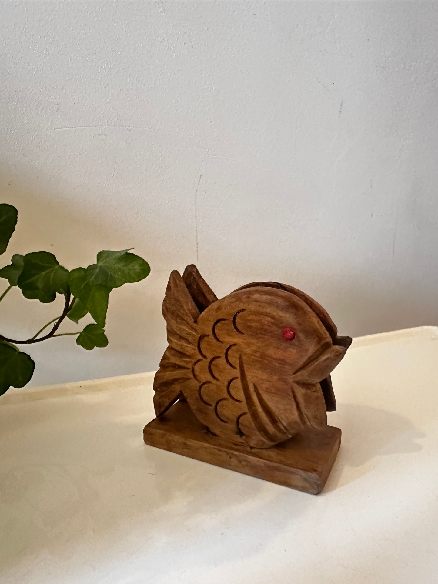 Houten brievenhouder