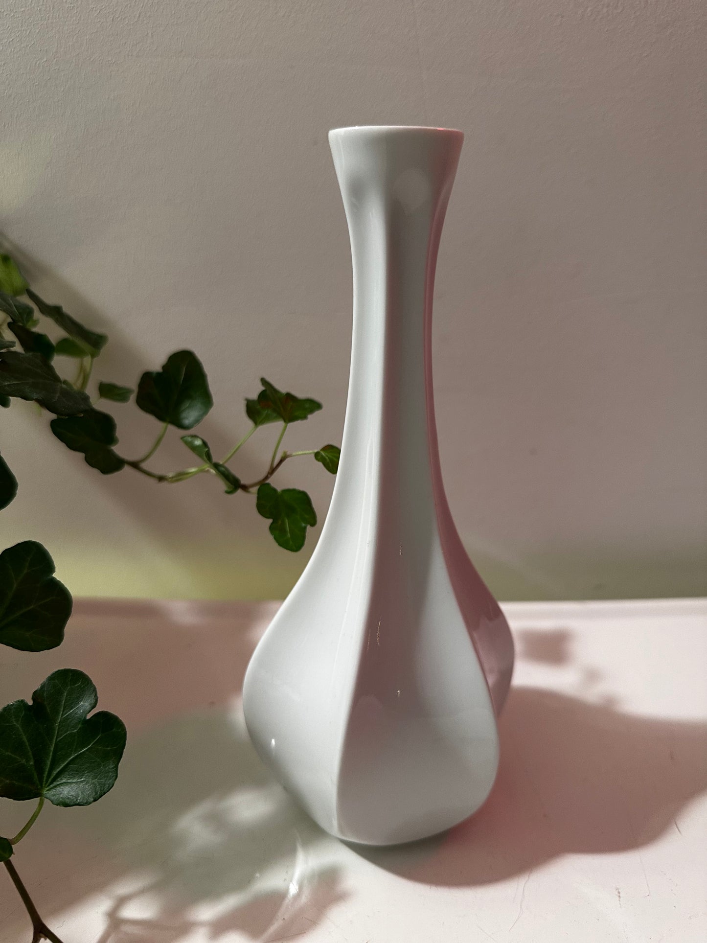 Porseleinen wit vaasje Gerold Bavaria