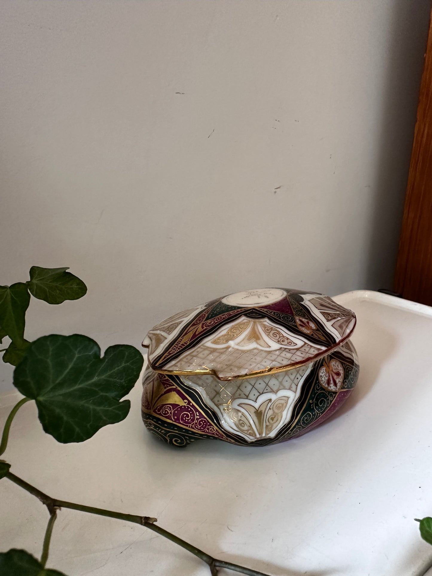 Porseleinen bewaardoosje