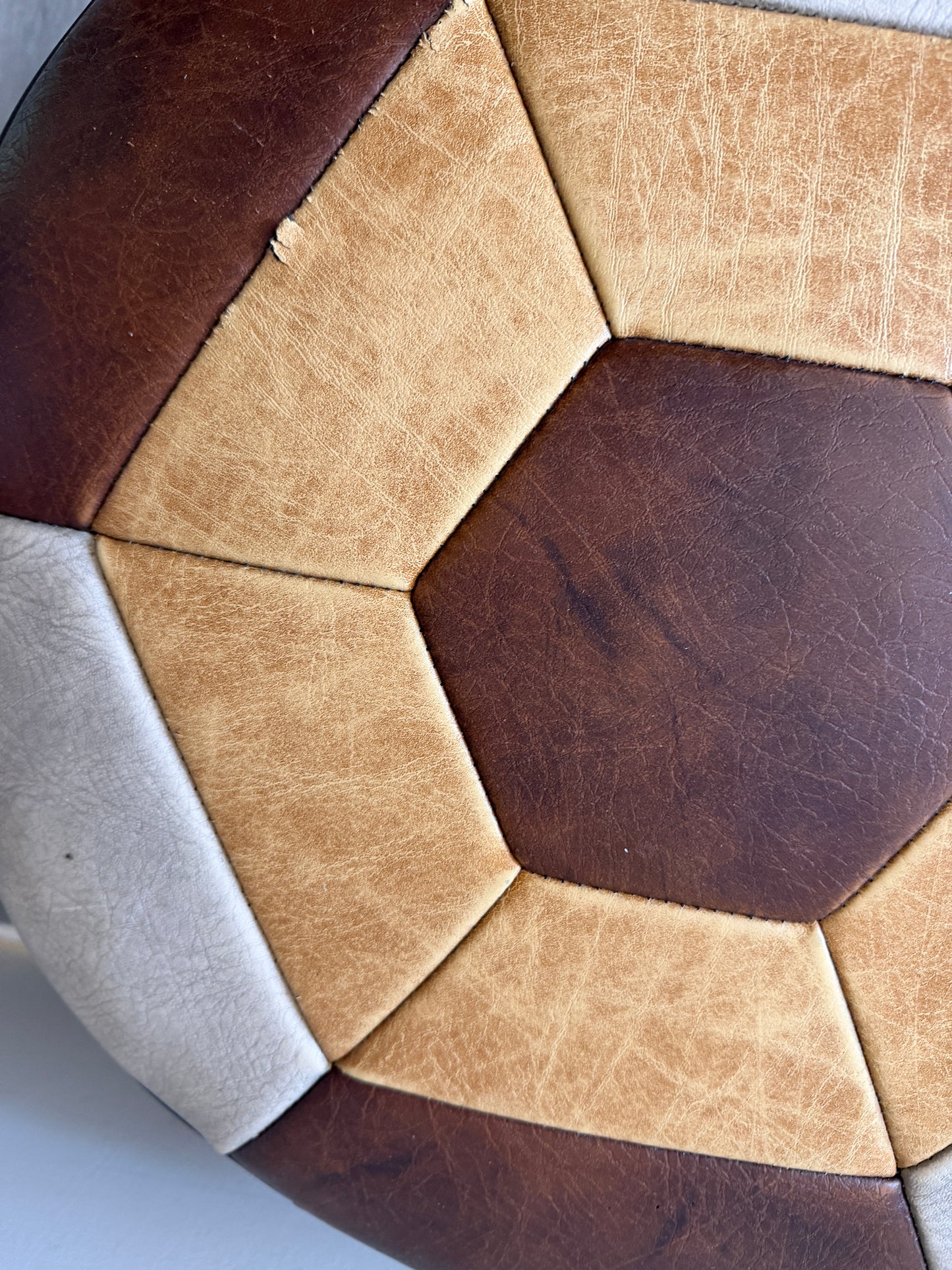 Vintage patchwork poef