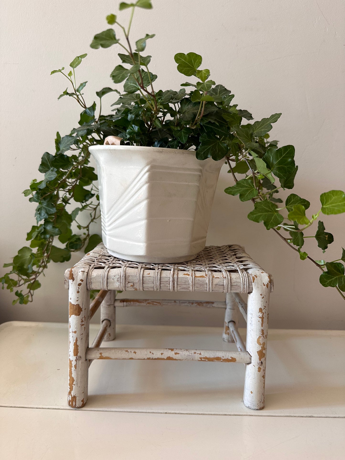 Rotan vintage bijzettafeltje