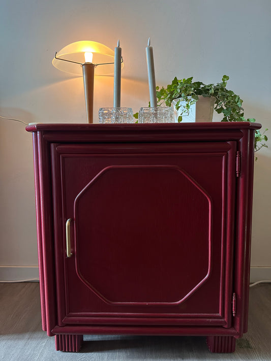 Bordeaux rood kastje jaren 70