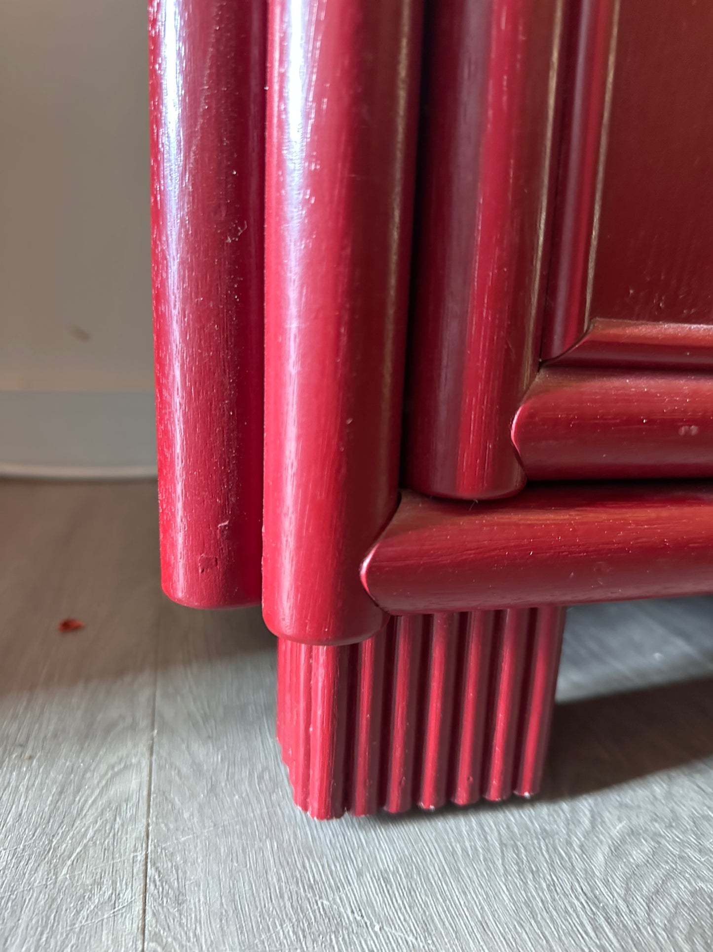 Bordeaux rood kastje jaren 70