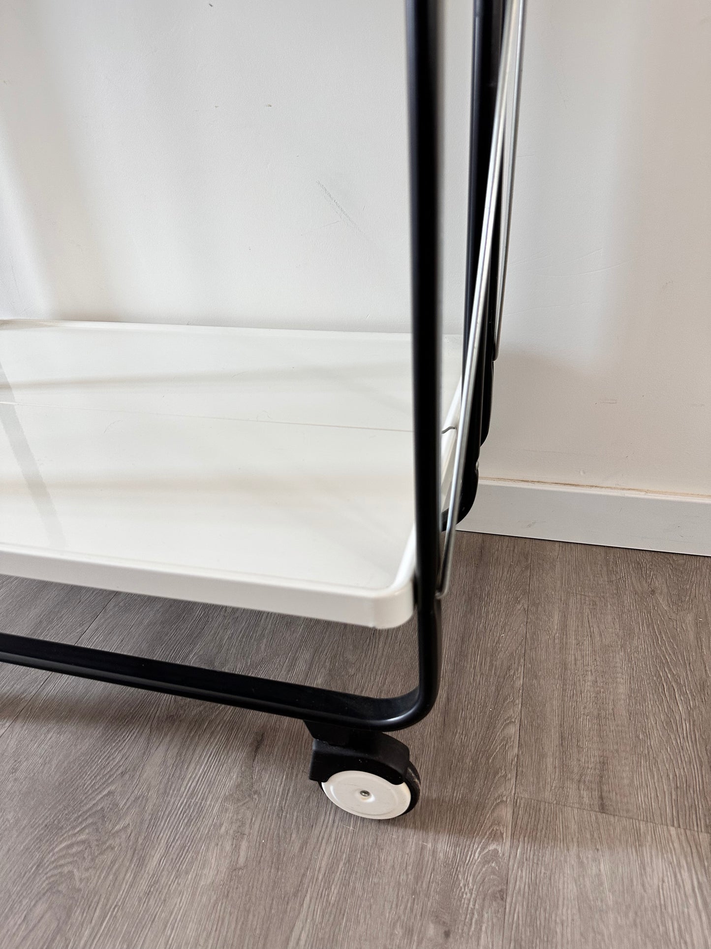 Design serveer trolley