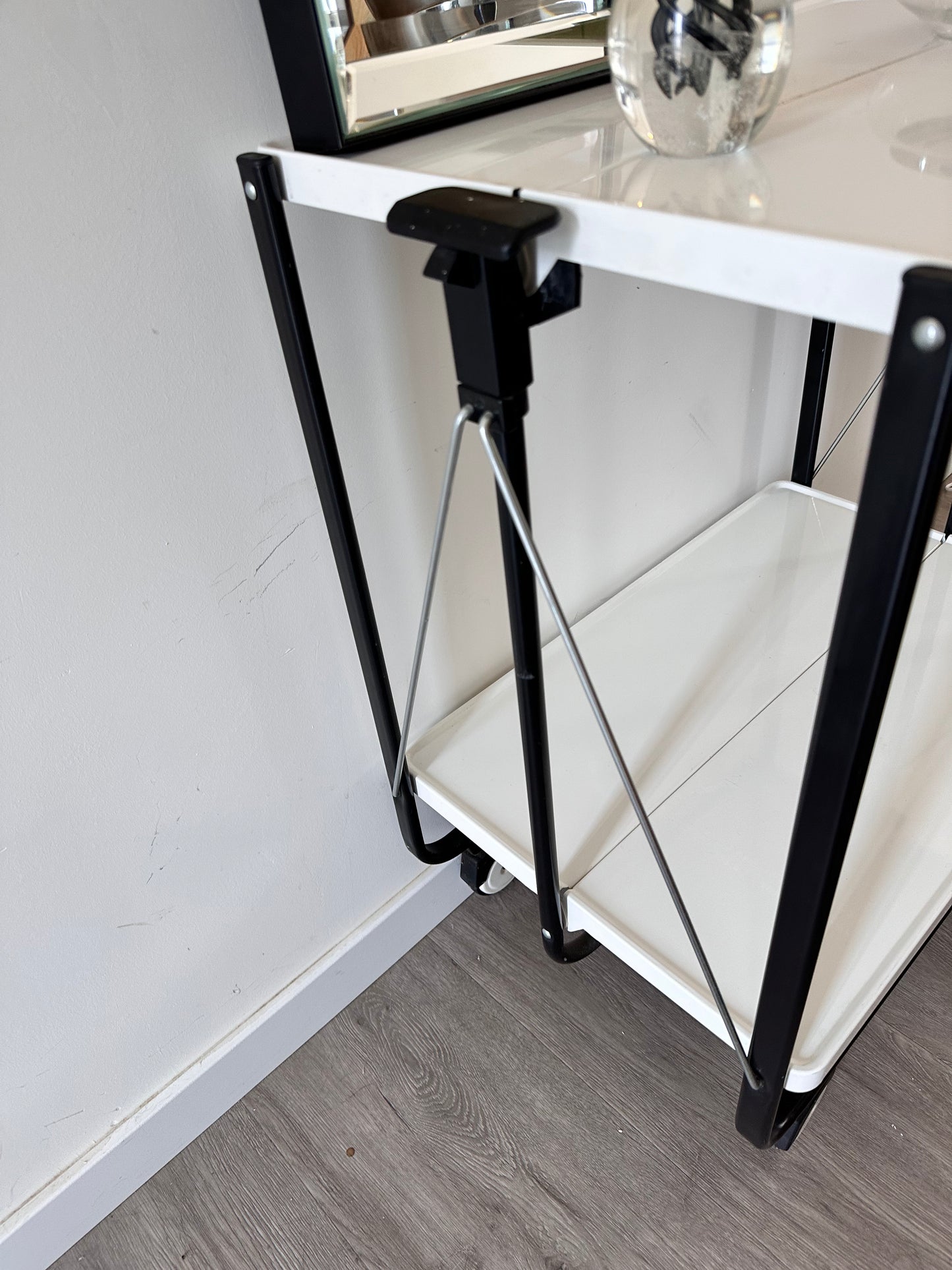 Design serveer trolley