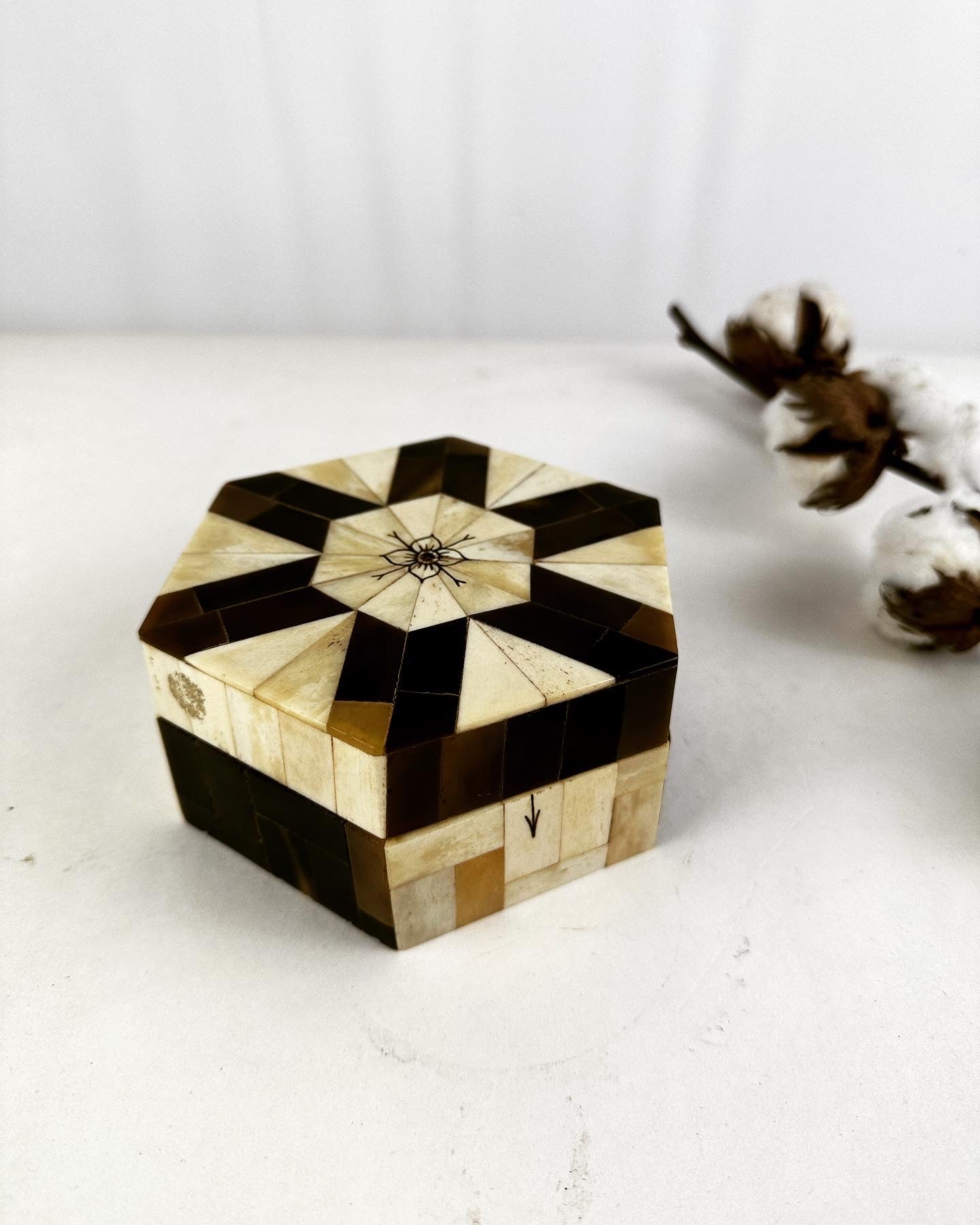 Doosje vintage parelmoerachtig