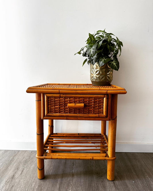 Vintage rotan bijzettafel