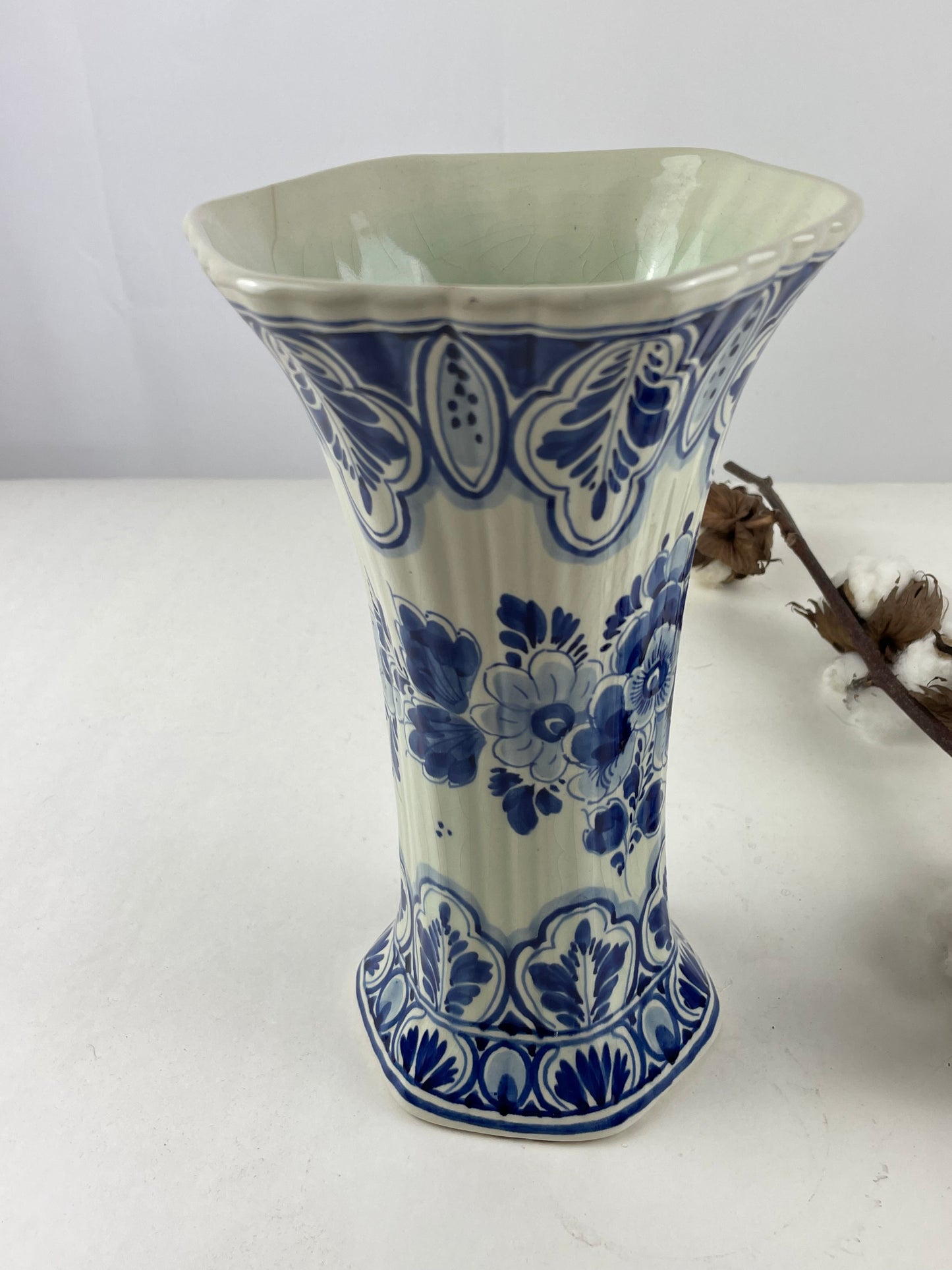 Delfts blauwe trompet vaas