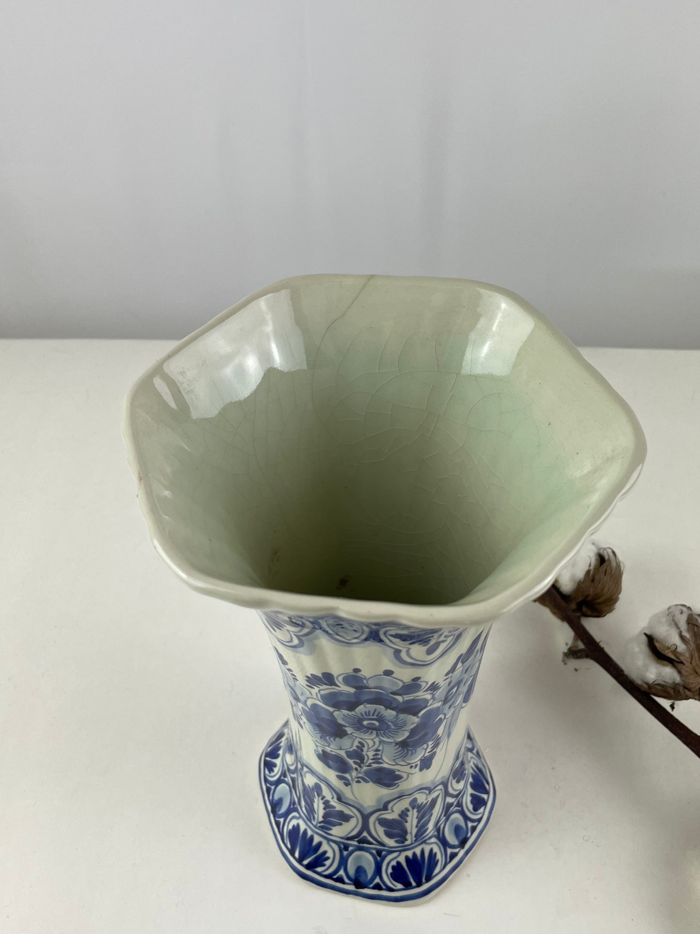 Delfts blauwe trompet vaas