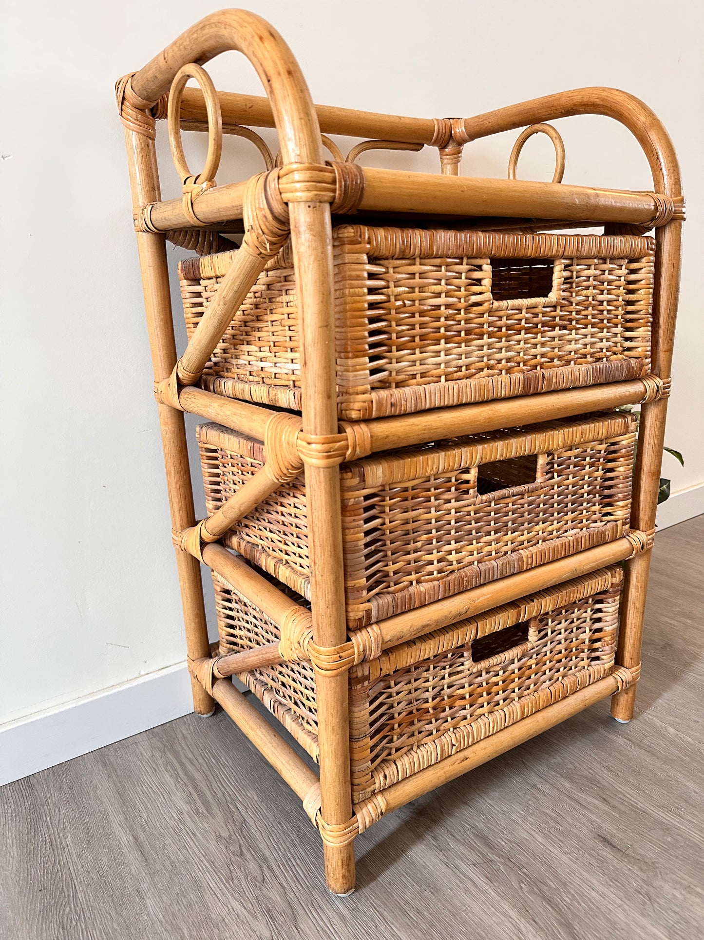 Vintage rotan ladekast