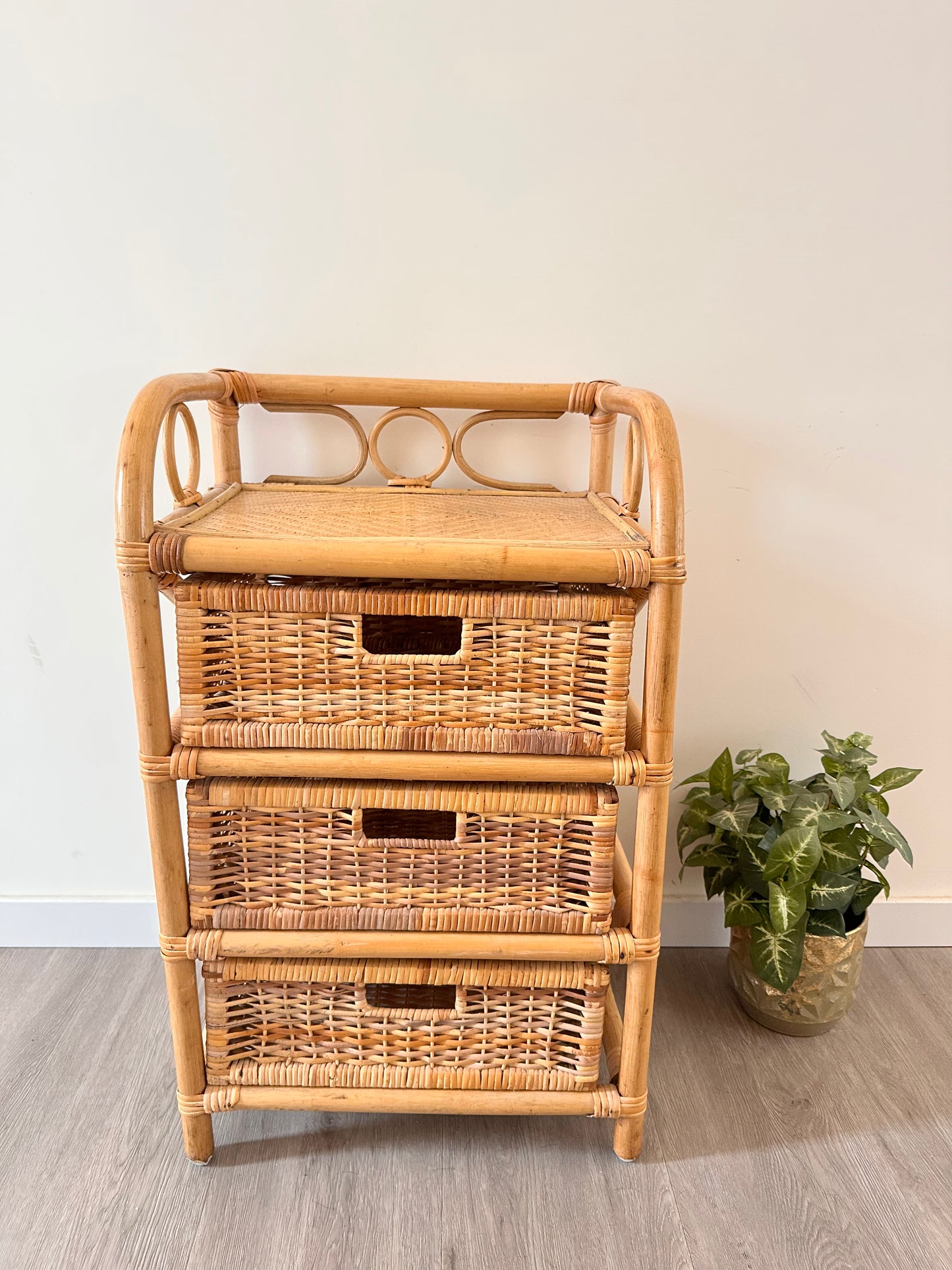 Vintage rotan ladekast