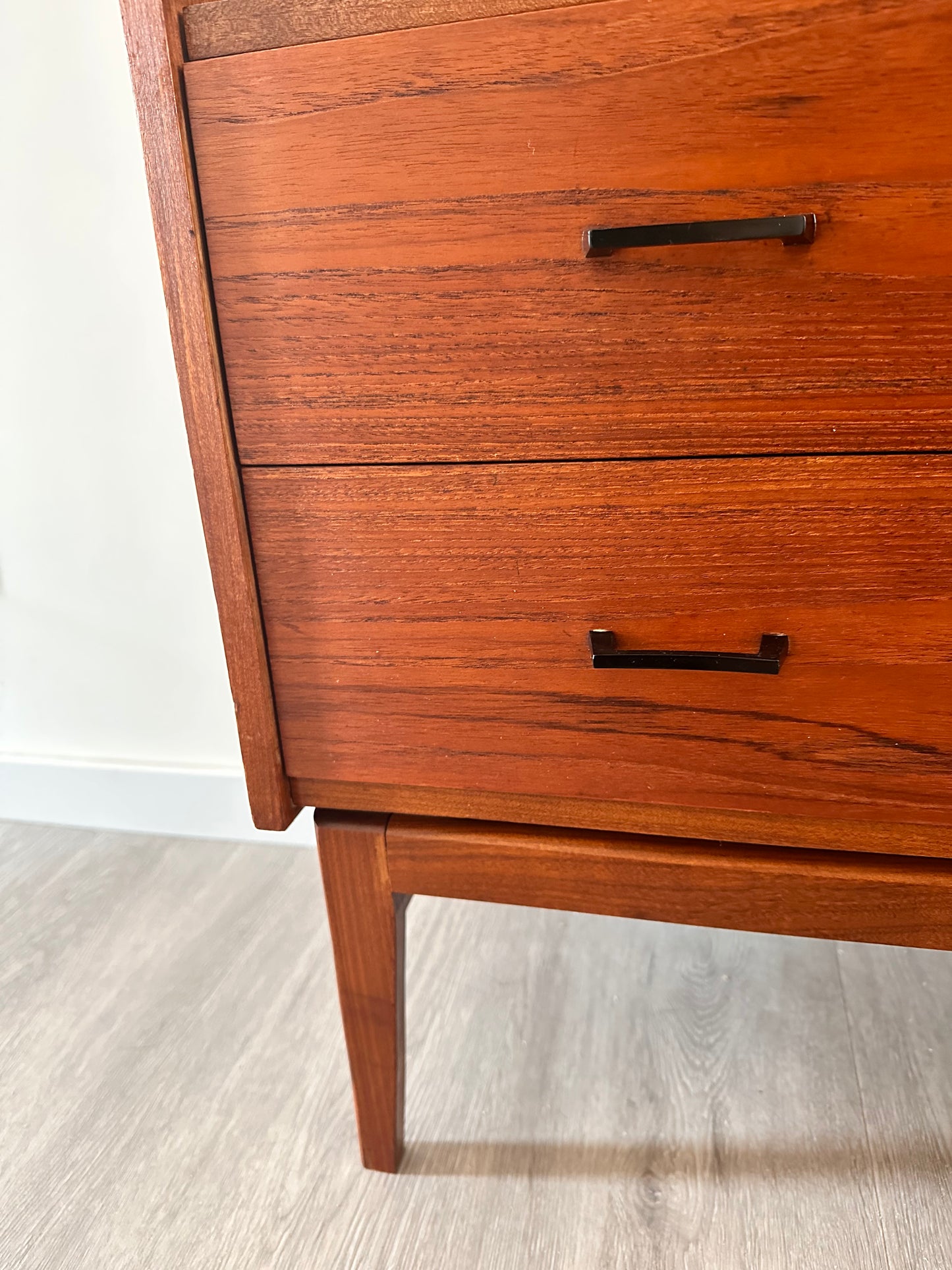 Simpla Lux Wandkast